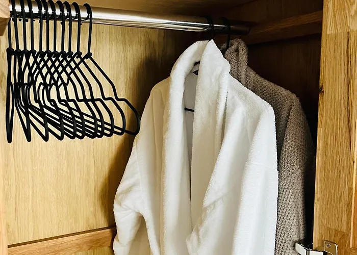 Apartman Aycatcherhomes - Luna Boutique Duplex 3br 2ba 7g Old Town *